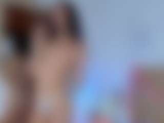 Pokaz na żywo z Lara Rous-Pretty - Tease na Camsoda