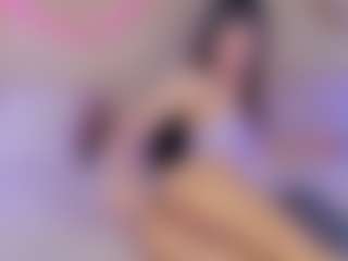 Lara Rous-Pretty's Live Sex Cam Show