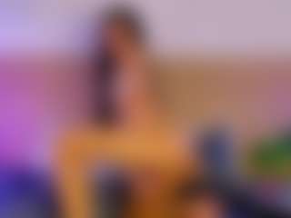 Lara Rous-Pretty's Live Sex Cam Show