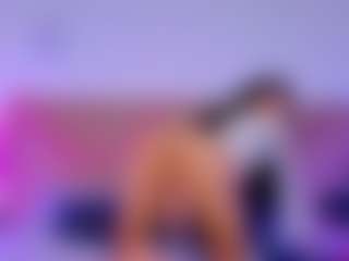 Live cam show with Lara Rous-Pretty - Nipple Piercings on Strip Flash - Live Sex Shows