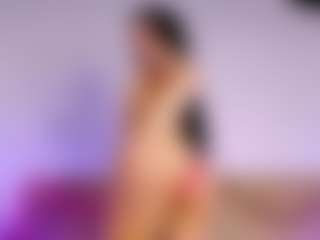 Live cam show with Lara Rous-Pretty - Fetish on Camsoda
