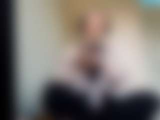 Live cam show with Jenny - Public on liverealitysex.com