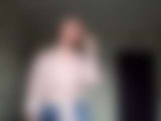 Live cam show with Jenny - Blonde Hair Petite on Mixed Magazine Live
