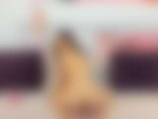 Serennaax's Live Sex Cam Show