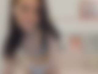 Live cam show with Serennaax - College on Camming Site