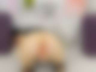 Serennaax's Live Sex Cam Show