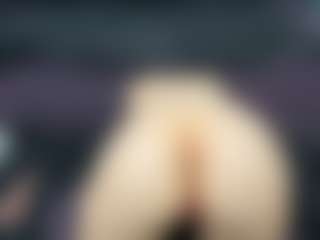 Live cam show with Serennaax - College on CamClone