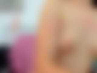 Serennaax's Live Sex Cam Show
