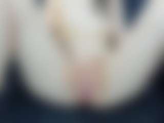Serennaax's Live Sex Cam Show