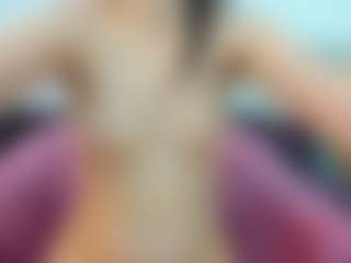 Live cam show with Serennaax - Young Adult on Camsoda