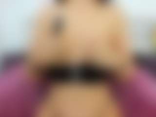 Live cam show with Serennaax - Teen (18+) on Cam Slut