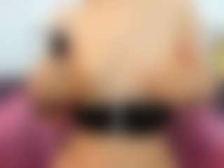 Serennaax's Live Sex Cam Show