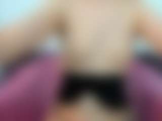 Serennaax's Live Sex Cam Show