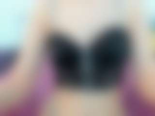Live cam show with Serennaax - College on Dare Cams