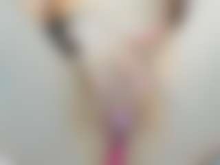 Serennaax's Live Sex Cam Show