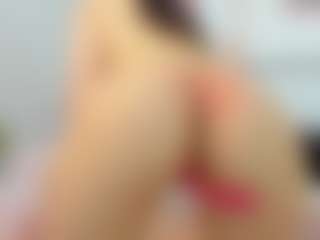 Serennaax's Live Sex Cam Show