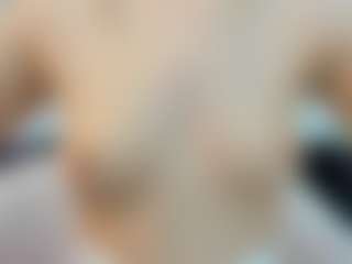 Serennaax's Live Sex Cam Show