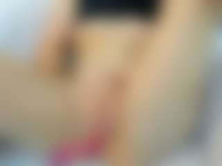 Serennaax's Live Sex Cam Show