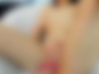 Serennaax's Live Sex Cam Show