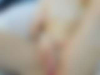 Live cam show with Serennaax - Small Tits on Camsoda