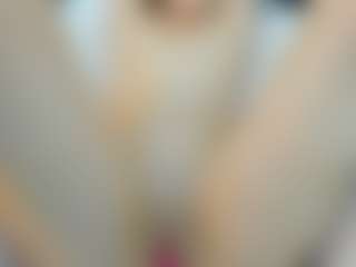 Serennaax's Live Sex Cam Show