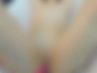 Serennaax's Live Sex Cam Show