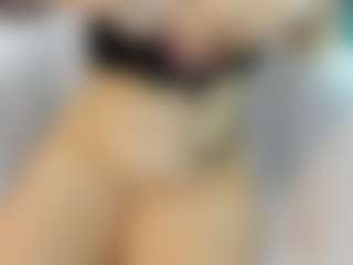 Live cam show with Serennaax - Skinny Teen (18+) on Camsoda