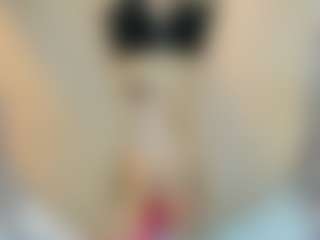 Serennaax's Live Sex Cam Show