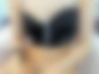 Serennaax's Live Sex Cam Show