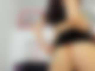 Serennaax's Live Sex Cam Show