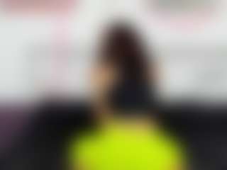 Serennaax's Live Sex Cam Show