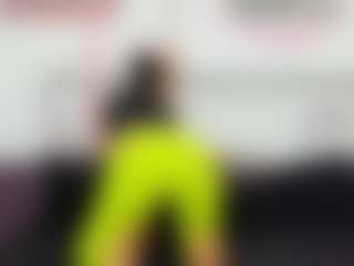 Serennaax's Live Sex Cam Show