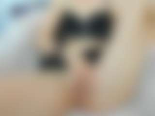 Serennaax's Live Sex Cam Show