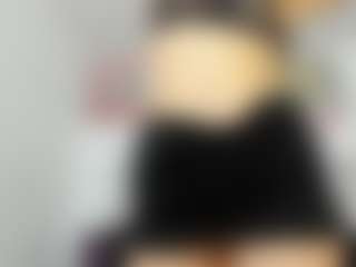 Serennaax's Live Sex Cam Show