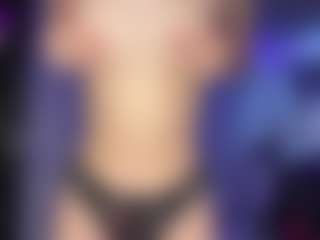 Live cam show with SondraFausnaugh - Double Penetration on Camsoda