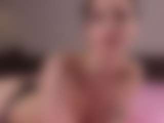 Live cam show with TatyanaRoney - Camel Toe on Uber Horny