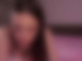 Live cam show with TatyanaRoney - Gagging on Camsoda