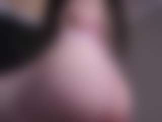 Live cam show with TatyanaRoney - Body Massage on Gym Cam Girls