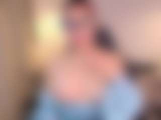 Live cam show with Venusssxx1 - Drinking on Hubzter Live