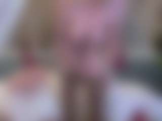 Live cam show with VictoriaNotti - Mature on madthumbs