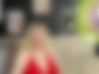 Live cam show with VictoriaNotti - Public Mature on StripNow
