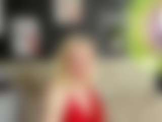 Live cam show with VictoriaNotti - Blonde Hair on Camsoda