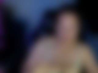 Live cam show with Alanniroses - Middle Aged on Sex Cam Show