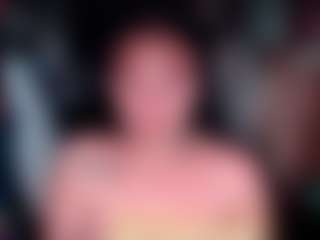 Alanniroses's Live Sex Cam Show