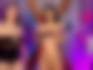Live cam show with anislavebdsm - Flashing on Gym Cam Girls