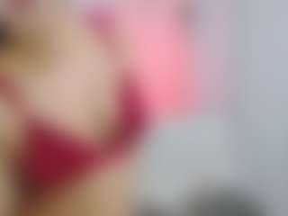 Emmi-cam's Live Sex Cam Show
