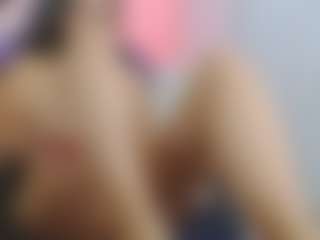 Live cam show with Emmi-cam - Messy on Mixed Magazine Live
