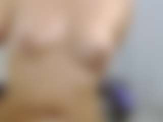 Emmi-cam's Live Sex Cam Show