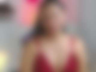 Emmi-cam's Live Sex Cam Show