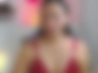 Emmi-cam's Live Sex Cam Show